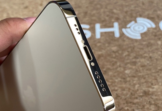 Giá iPhone 12 Pro Giá iPhone 12 Pro tăng trở lại vì khan hàng
