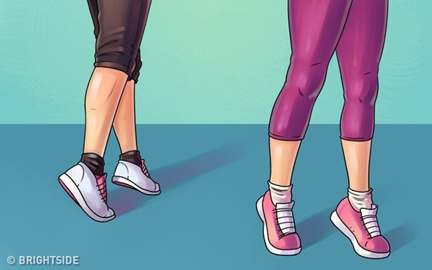 Cách mát-xa chân sau một ngày dài nhức mỏi